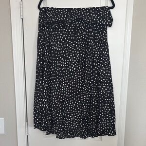 Max Studio Black and White A-Line Skirt